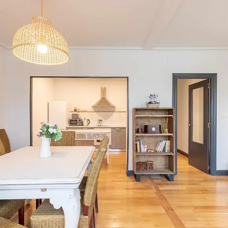 Apartament Kuia Con Vistas Frontales A La Ria De Bilbao Cerca Del Metro